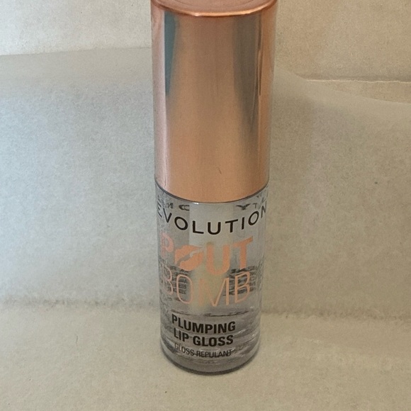 Revolution Pout Bomb Plumping Lip Gloss - Glaze Clear - Picture 1 of 5